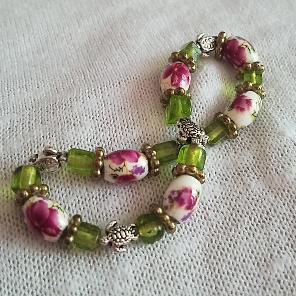 bracelets - Picture 6 of 8